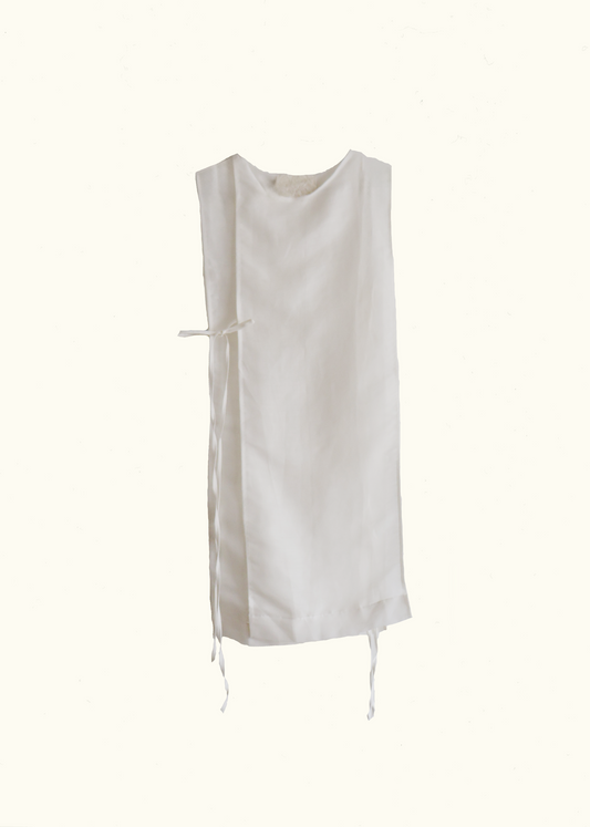 Silk Apron, Margot Niezgoda & Asunto Studio